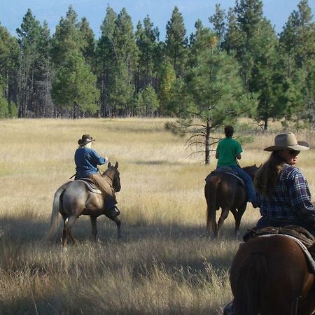 Dream Haven Guest Ranch Hotel Marion Exterior foto